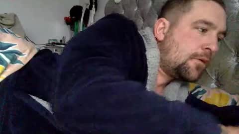 Snapshot of xdtxptx chatting on 12/18/25, 08:53 xdtxptx online show from 12/18/25, 08:53