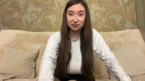Snapshot of xeniabungard chatting on 04/11/26, 04:22 Mia online show from 04/11/26, 04:22