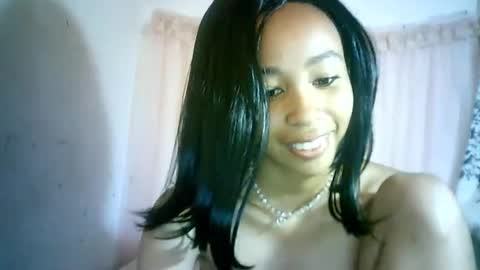 Snapshot of xenna610827 chatting on 01/19/25, 09:01 xenna610827 online show from 01/19/25, 09:01