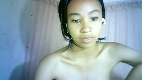 Snapshot of xenna610827 chatting on 01/23/25, 04:26 xenna610827 online show from 01/23/25, 04:26