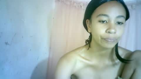 Snapshot of xenna610827 chatting on 01/24/25, 09:28 xenna610827 online show from 01/24/25, 09:28