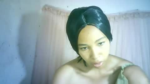 Snapshot of xenna610827 chatting on 01/24/25, 05:00 xenna610827 online show from 01/24/25, 05:00