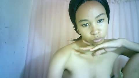 Snapshot of xenna610827 chatting on 01/26/25, 02:30 xenna610827 online show from 01/26/25, 02:30