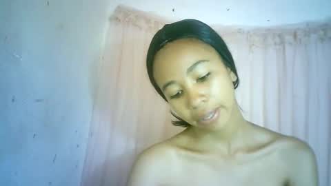 Snapshot of xenna610827 chatting on 01/28/25, 05:54 xenna610827 online show from 01/28/25, 05:54