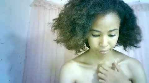 Snapshot of xenna610827 chatting on 02/02/25, 07:20 xenna610827 online show from 02/02/25, 07:20