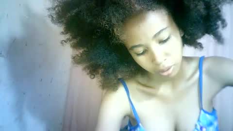 Snapshot of xenna610827 chatting on 02/05/25, 09:46 xenna610827 online show from 02/05/25, 09:46