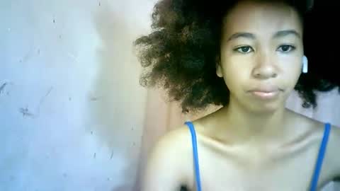 Snapshot of xenna610827 chatting on 02/07/25, 05:41 xenna610827 online show from 02/07/25, 05:41