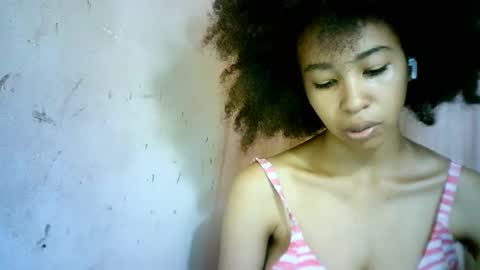 Snapshot of xenna610827 chatting on 02/10/25, 10:31 xenna610827 online show from 02/10/25, 10:31