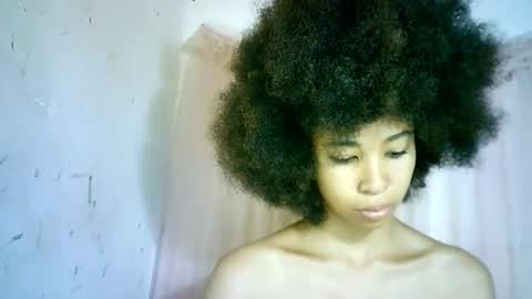 Snapshot of xenna610827 chatting on 02/22/25, 03:14 xenna610827 online show from 02/22/25, 03:14