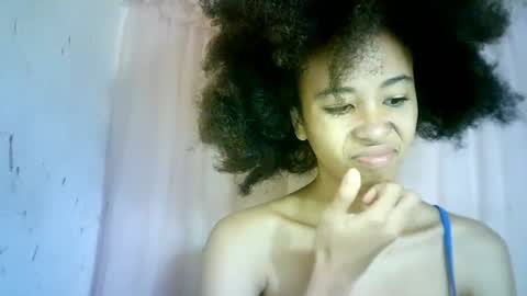 Snapshot of xenna610827 chatting on 03/09/25, 08:18 xenna610827 online show from 03/09/25, 08:18