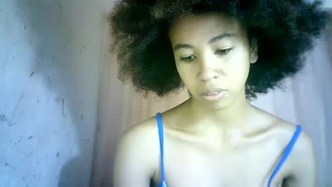 Snapshot of xenna610827 chatting on 03/10/25, 10:48 xenna610827 online show from 03/10/25, 10:48