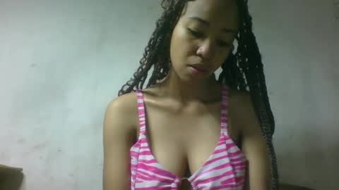 Snapshot of xenna610827 chatting on 02/05/26, 06:07 xenna610827 online show from 02/05/26, 06:07