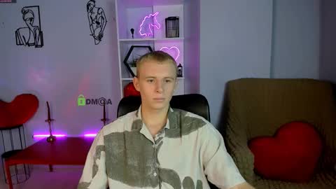 Snapshot of xevier_loyd chatting on 11/29/25, 10:07 xevier online show from 11/29/25, 10:07