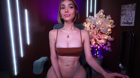 Snapshot of xforyoureyesonlyx chatting on 12/22/25, 01:57 Anne online show from 12/22/25, 01:57