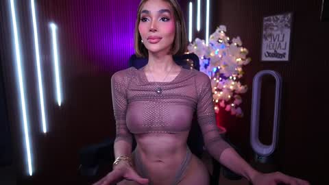 Snapshot of xforyoureyesonlyx chatting on 01/09/26, 03:20 Anne online show from 01/09/26, 03:20