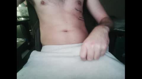 Snapshot of xgirthonlyx chatting on 09/19/25, 07:14 xgirthonlyx online show from 09/19/25, 07:14