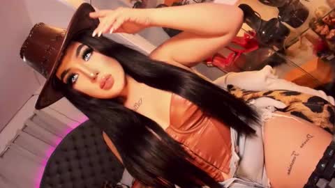 Snapshot of xher_hidden_collectionx chatting on 02/09/26, 12:42 GODDESSS LEXII online show from 02/09/26, 12:42