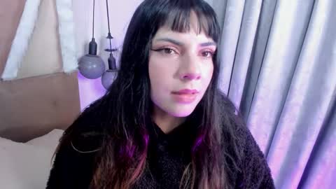 hinata  online show from 03/23/26, 11:53