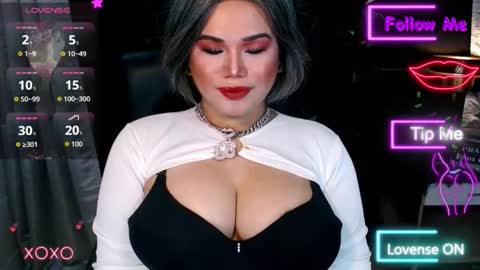 Snapshot of xhugeharleyselfsuckerx chatting on 10/24/25, 03:03 xHUGECOCKTILLCUMX online show from 10/24/25, 03:03