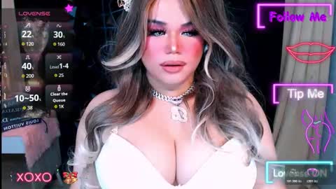 Snapshot of xhugeharleyselfsuckerx chatting on 11/21/25, 06:45 xHUGECOCKTILLCUMX online show from 11/21/25, 06:45