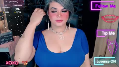 Snapshot of xhugeharleyselfsuckerx chatting on 12/04/25, 09:29 xHUGECOCKTILLCUMX online show from 12/04/25, 09:29