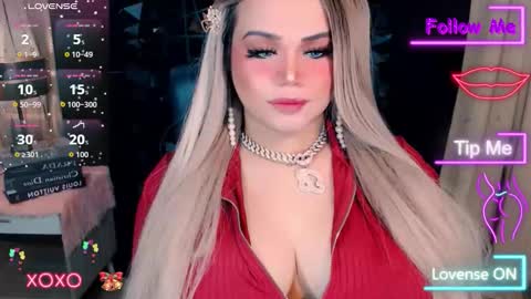 Snapshot of xhugeharleyselfsuckerx chatting on 12/05/25, 09:18 xHUGECOCKTILLCUMX online show from 12/05/25, 09:18