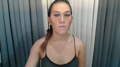 Snapshot of xhugejerkingtransx chatting on 12/03/24, 10:07 GWEN THOMPSON .......   online show from 12/03/24, 10:07