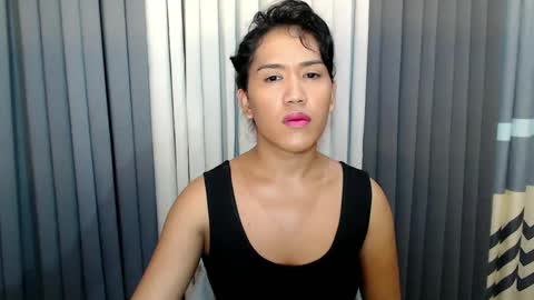 Snapshot of xhugejerkingtransx chatting on 02/12/25, 11:40 GWEN THOMPSON .......   online show from 02/12/25, 11:40