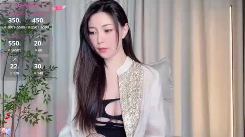 XI online show from 11/08/25, 11:54