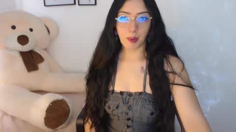 Xia online show from 09/23/25, 09:51