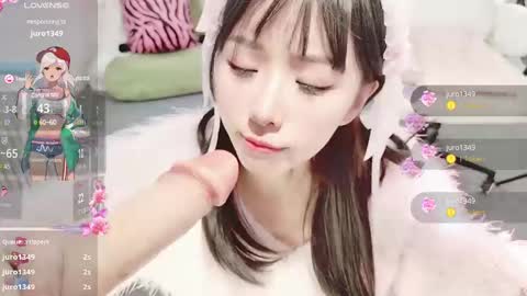 xiaoyu ko online show from 12/15/24, 06:51