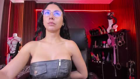 XiaQueen   I M online show from 10/28/25, 11:25