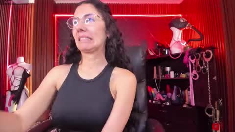 XiaQueen   I M online show from 11/15/25, 08:16