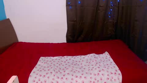 Snapshot of xime_collin77 chatting on 10/11/25, 12:54 Mistress Ana and Slave Ximena online show from 10/11/25, 12:54