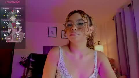 camila online show from 06/18/26, 08:57