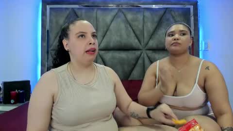 Snapshot of ximenarusso chatting on 01/25/25, 06:23 online show from 01/25/25, 06:23