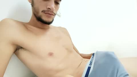 Snapshot of xineeddine chatting on 10/03/25, 12:29 xineeddine online show from 10/03/25, 12:29