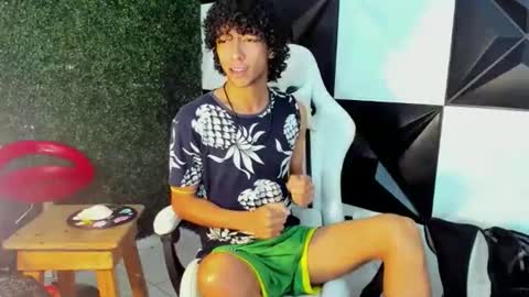 xion_ez online show from 10/30/25, 08:31