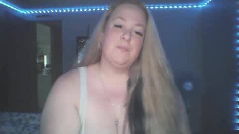 Juliaxxx online show from 10/22/25, 08:08