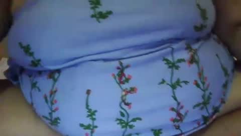 Snapshot of xjuicytits chatting on 11/26/25, 03:07 xjuicytits online show from 11/26/25, 03:07