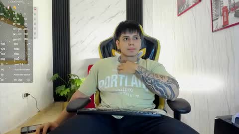      online show from 11/22/25, 12:15