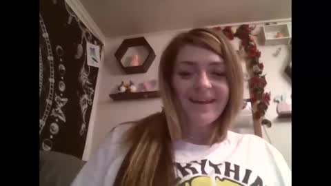 Snapshot of xkittymeowz chatting on 04/12/26, 12:37 xkittymeowz online show from 04/12/26, 12:37