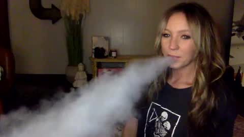 xLacyy online show from 12/03/24, 03:52