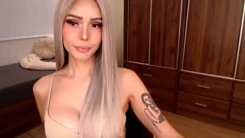 Snapshot of xladybossx chatting on 03/04/25, 11:40 Natasha Rodriquez online show from 03/04/25, 11:40