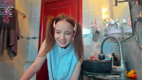 Snapshot of xlanabunny chatting on 01/26/25, 10:12 xlanabunny online show from 01/26/25, 10:12