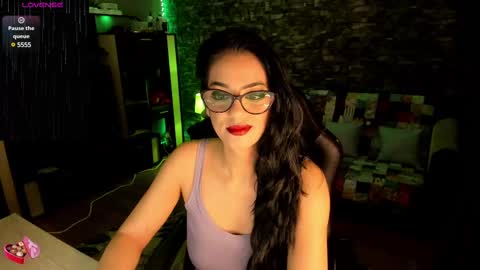 Snapshot of xlaracroftx chatting on 02/27/25, 07:47 Lara online show from 02/27/25, 07:47