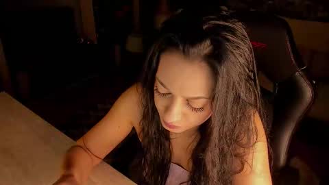 Lara online show from 03/07/26, 10:07