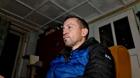 xleonardox88 online show from 04/09/26, 02:44