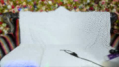 Linda online show from 03/27/26, 09:03