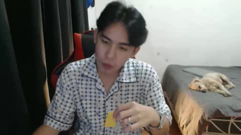 Snapshot of xluminous chatting on 09/10/25, 02:50 MIKAEL online show from 09/10/25, 02:50